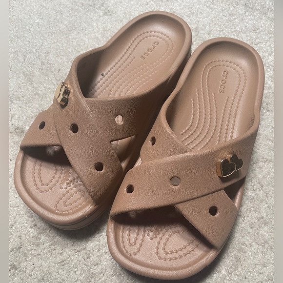 CROCS Brown Cross Strap Slides NWOT - Picture 6 of 7
